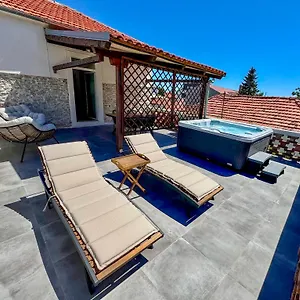  Apartment Karuzz Croatia