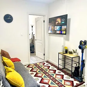  Apartment Homelike In The Heart Of China Town United States