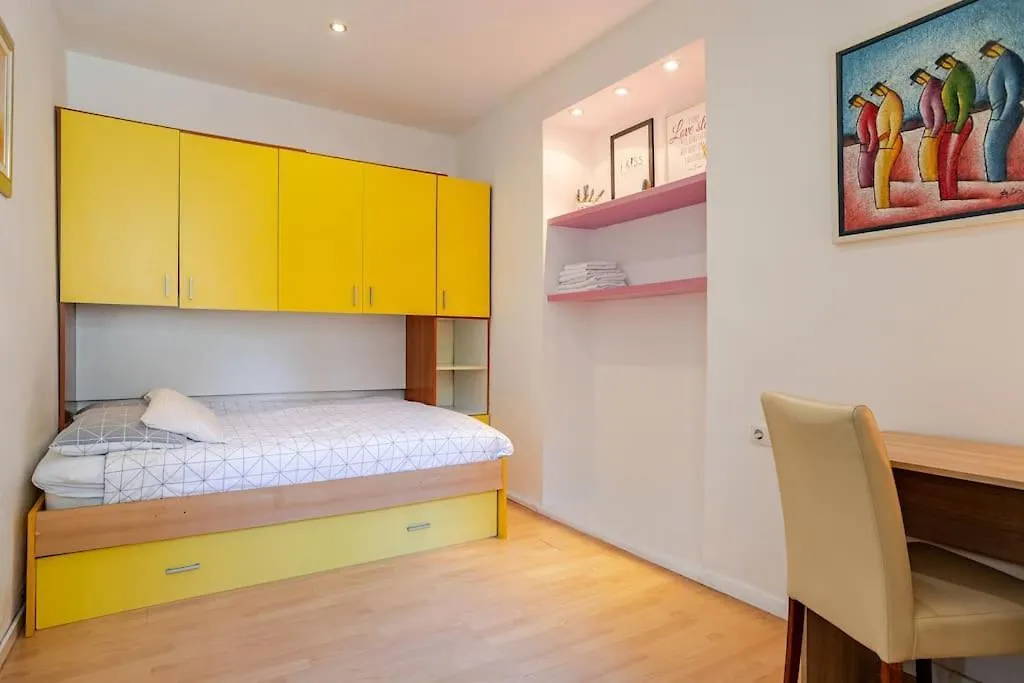 Apartment Bacvice Split 0*,  Croatia